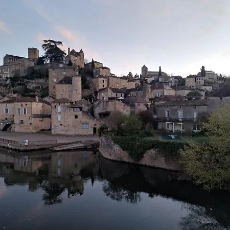 Quietude Quercynoise * Puy-lʼÉvêque